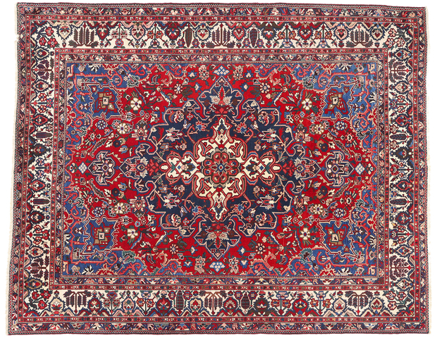 10 x 13 Antique Persian Bakhtiari Rug 79147